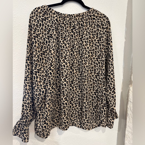 Banana Republic Relaxed Ruffled Top in Brown and Black Cheetah - Picture 3 of 5